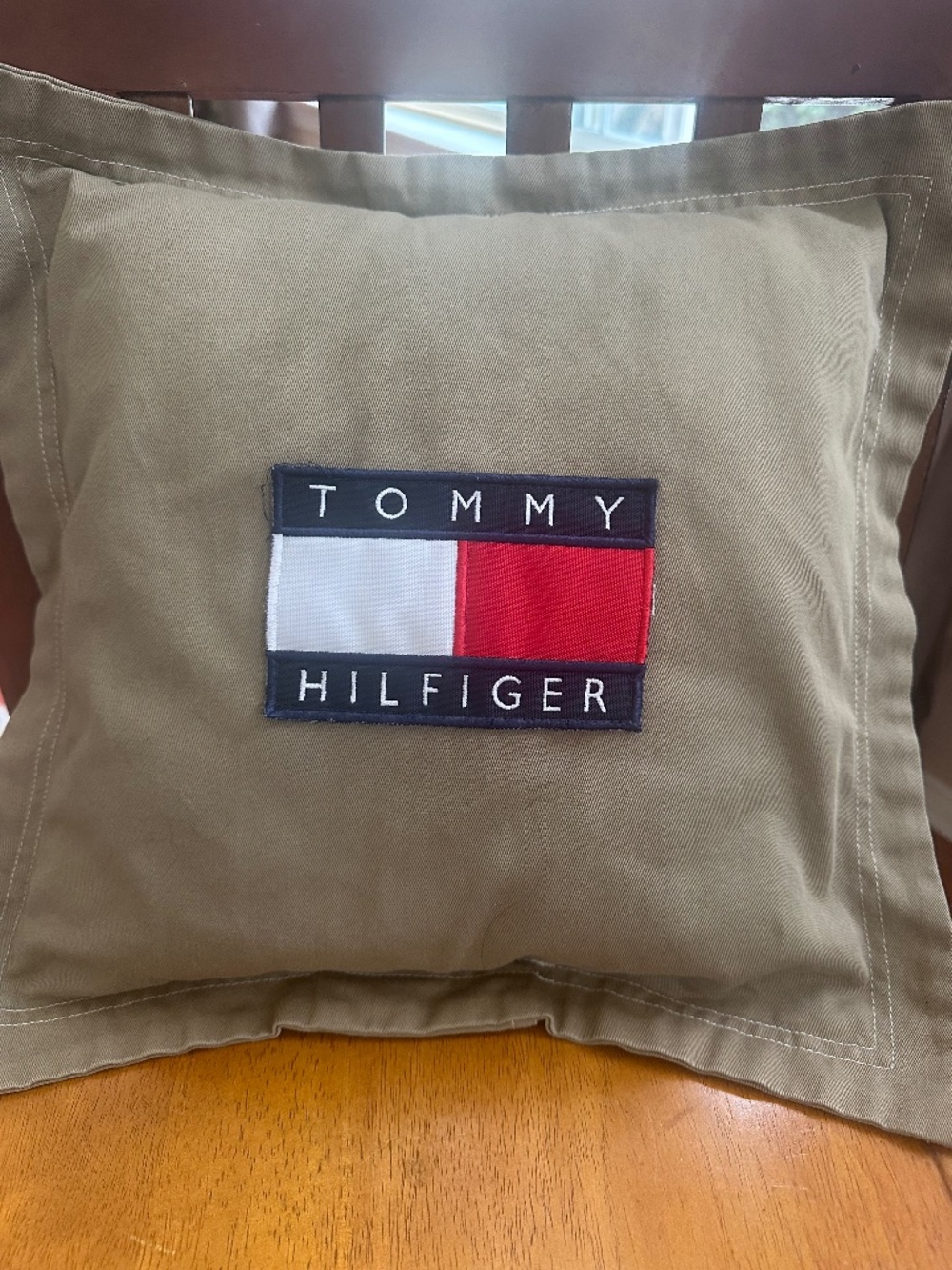 Tommy Hilfiger Logo Throw Pillow – Like New